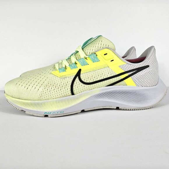 Nike Air Zoom Pegasus 38 Fast Pack Women’s 8.5 Yellow Black Running CW7358-700 - Picture 11 of 16